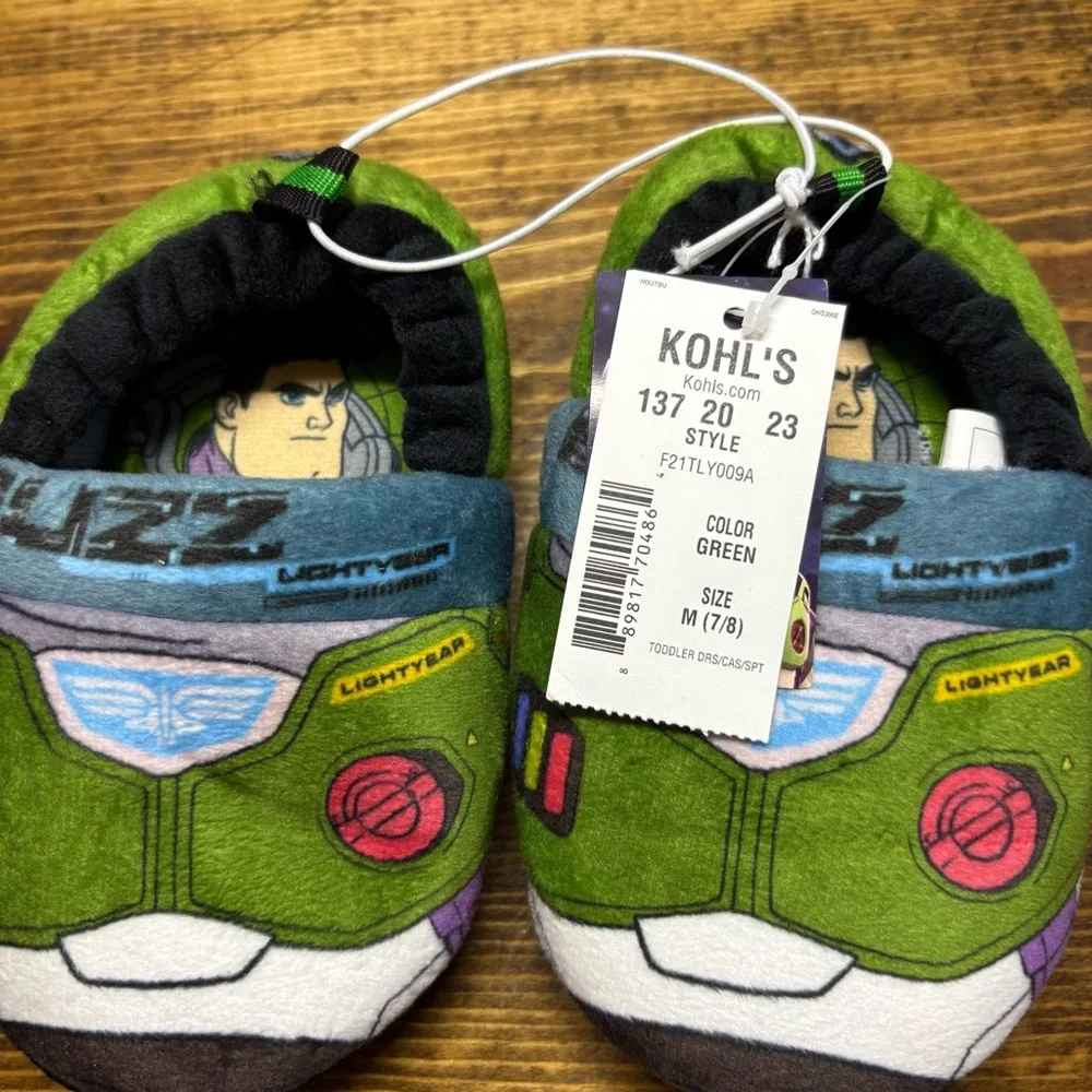 Buzz Lightyear Slippers Size Medium (7/8)‎